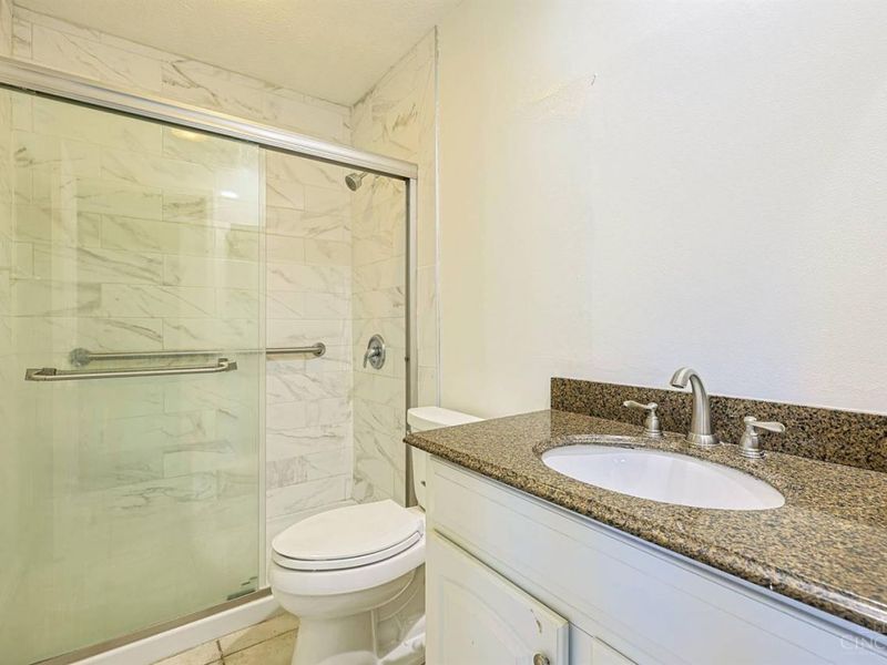 401 Shakerdale Road, Cincinnati, OH 45242 Photo 21