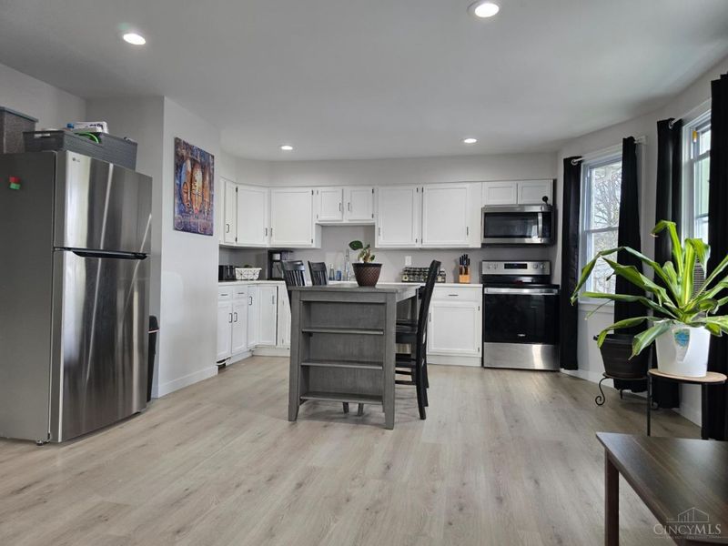 3820 Delmar Avenue, Cheviot, OH 45211 Photo 3