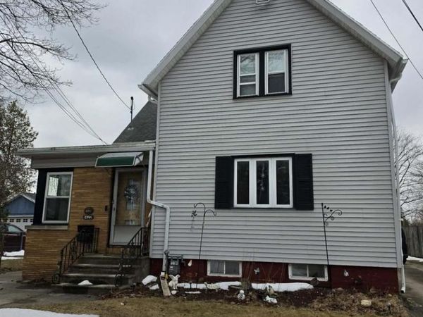 1420 Hawthorne AVENUE, Two Rivers, WI 54241