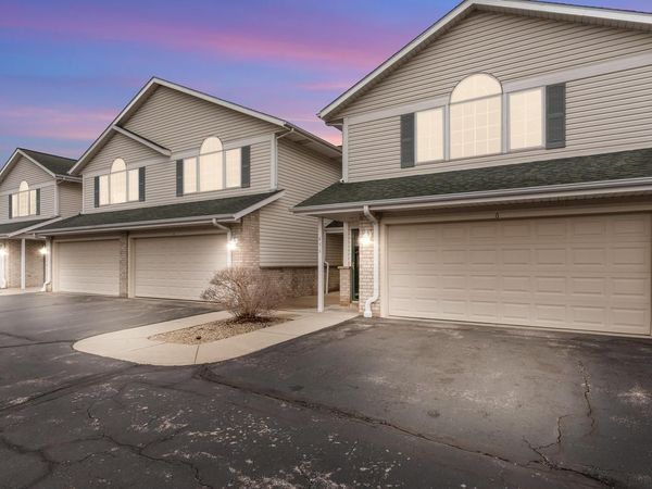 622 Shepherds DRIVE, Unit 6, West Bend, WI 53090