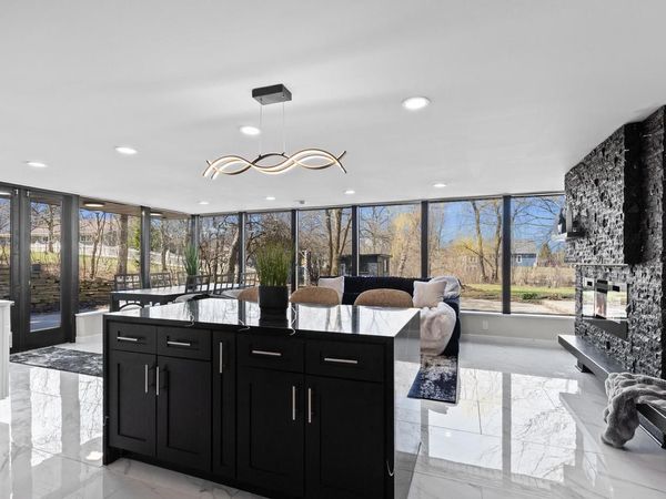 N69W13127 Harding DRIVE, Menomonee Falls, WI 53051