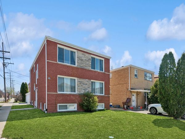 5021 Church Street , Unit 2, Skokie, IL 60077