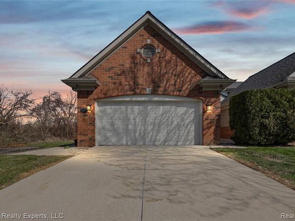 3754 Knightbridge Circle, Sterling Heights, MI 48314