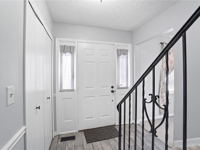 7851 Millerton Drive, Centerville, OH 45459 Photo 7