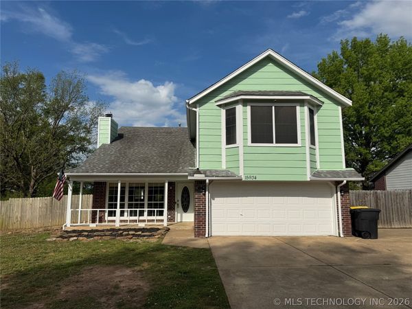 15934 S 294th East Avenue , Coweta, OK 74429