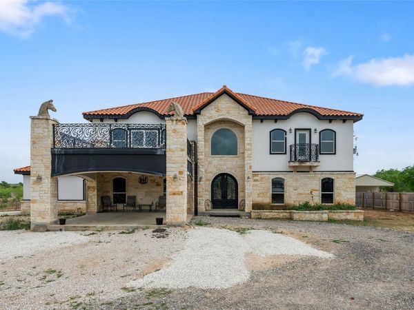 507 Rawhide RD, Seguin, TX 78155