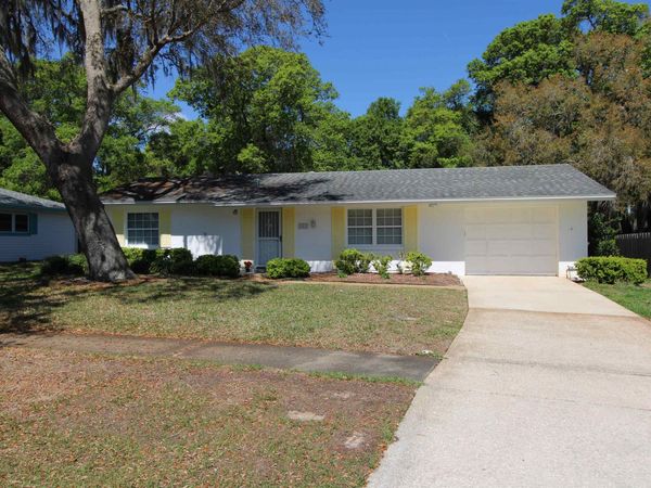 402 Casuarina Circle, St Augustine, FL 32086