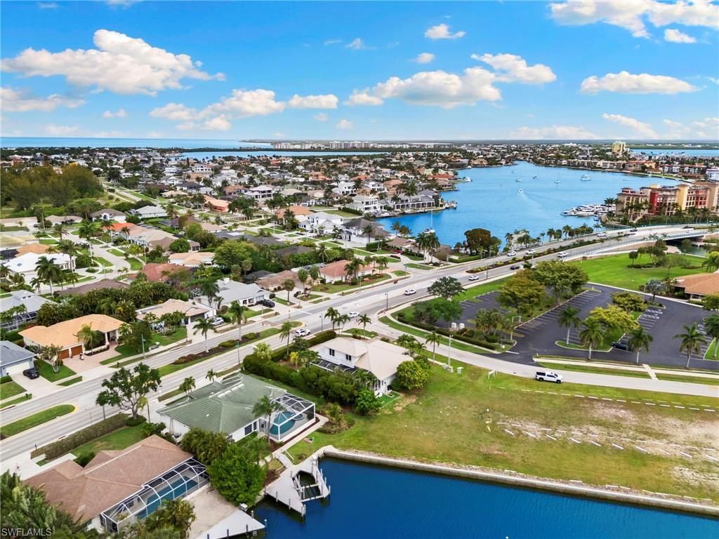 741 Holly Ct , Marco Island, FL 34145 Photo