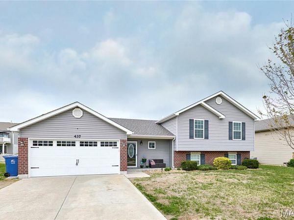 437 Prairie Creek Drive , Wentzville, MO 63385