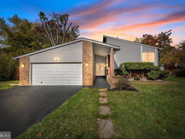 101 HOPELAND LANE, STERLING, VA 20164