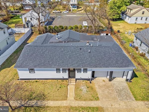 523 FRONT STREET, PALMYRA, NJ 08065