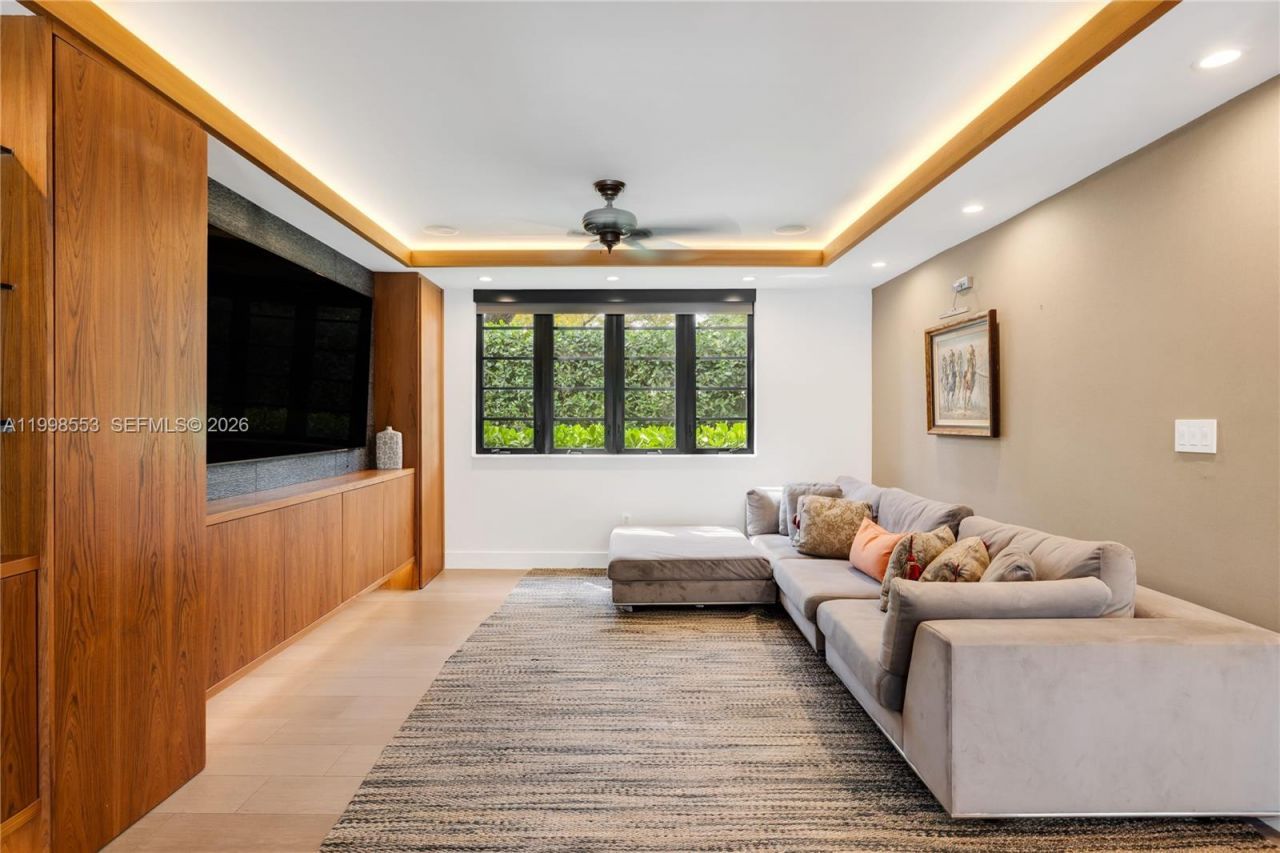 1001 NE 96th St , Miami Shores, FL 33138 Photo