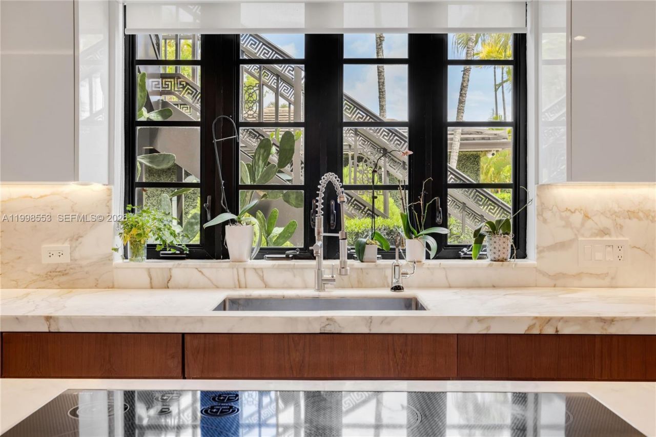 1001 NE 96th St , Miami Shores, FL 33138 Photo