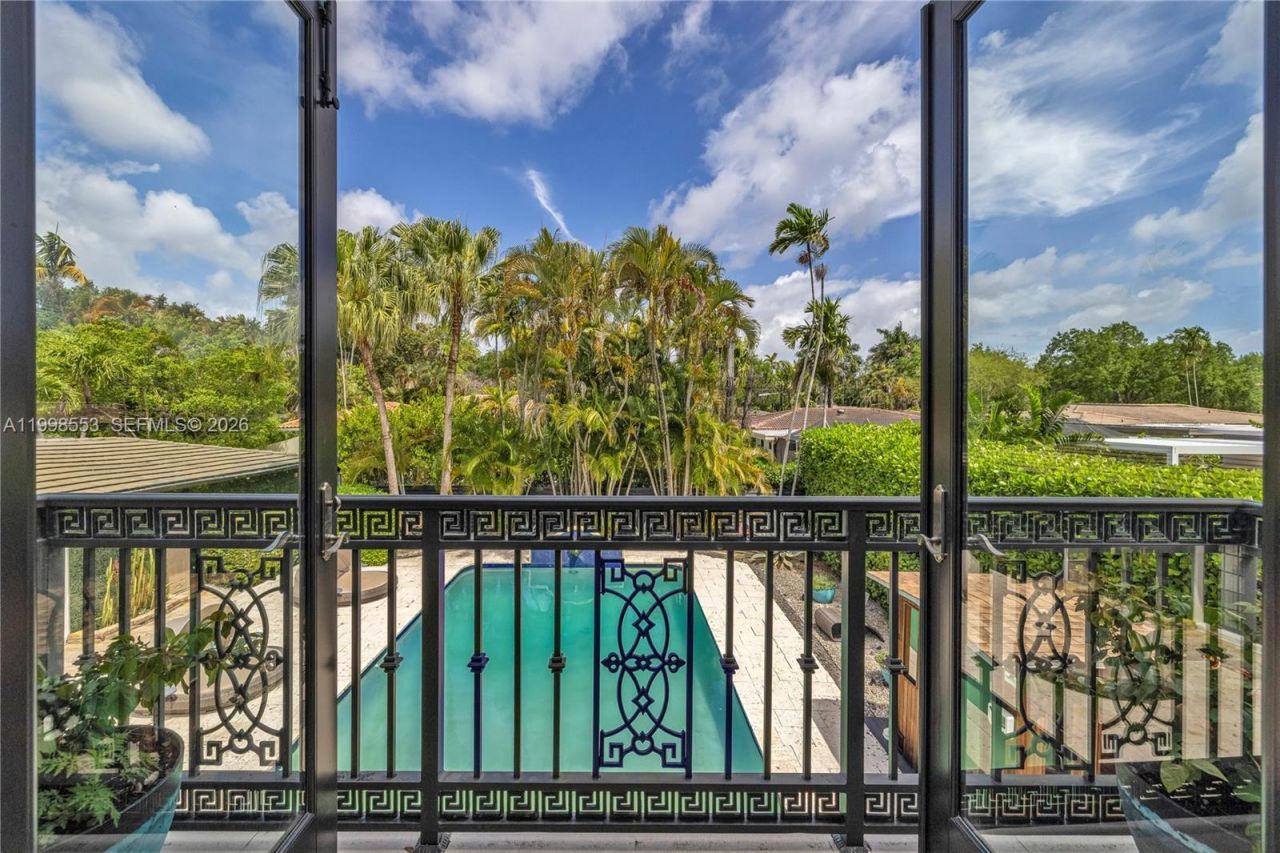 1001 NE 96th St, Miami Shores, FL 33138 Photo