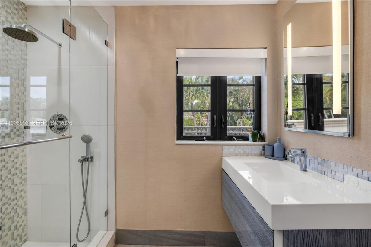 1001 NE 96th St , Miami Shores, FL 33138 Photo