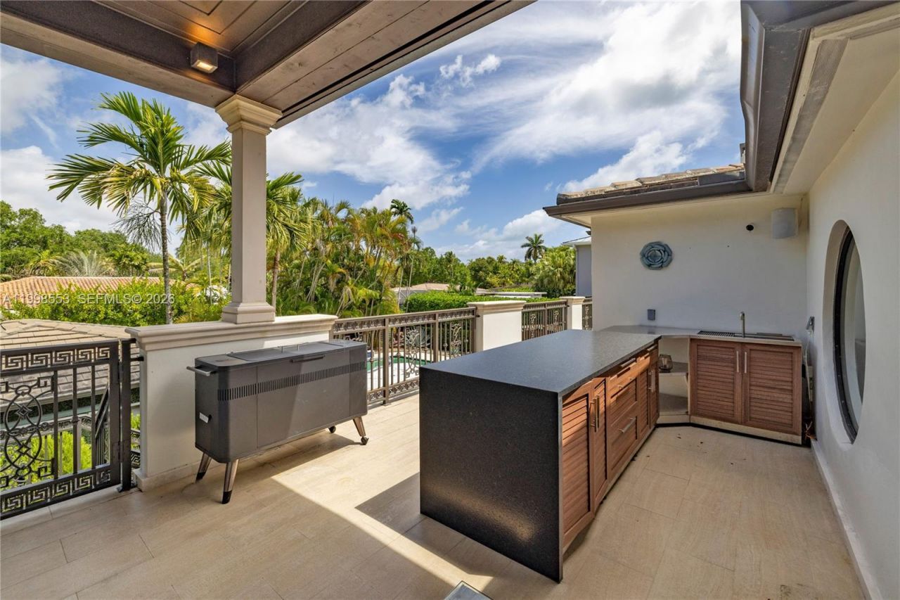 1001 NE 96th St , Miami Shores, FL 33138 Photo