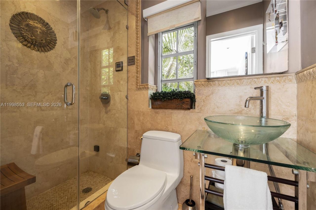 1001 NE 96th St , Miami Shores, FL 33138 Photo