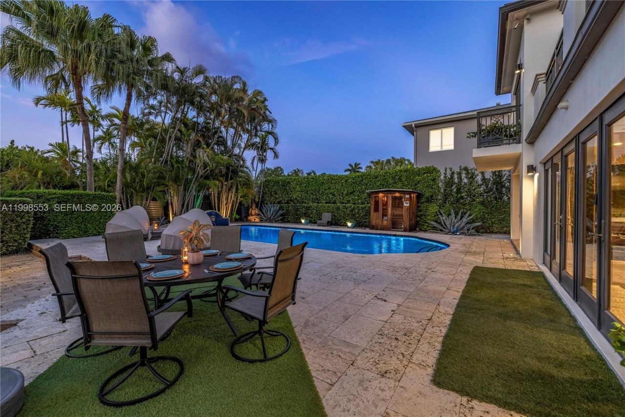 1001 NE 96th St , Miami Shores, FL 33138 Photo