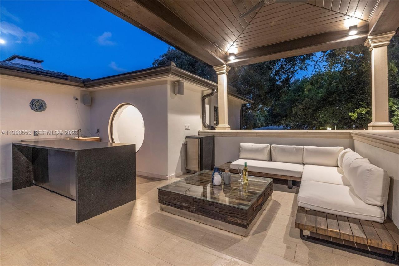 1001 NE 96th St , Miami Shores, FL 33138 Photo