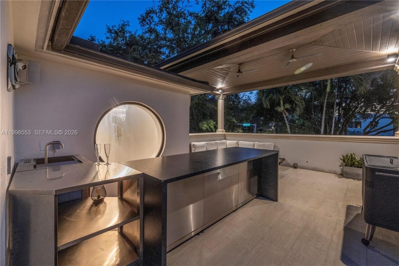 1001 NE 96th St , Miami Shores, FL 33138 Photo