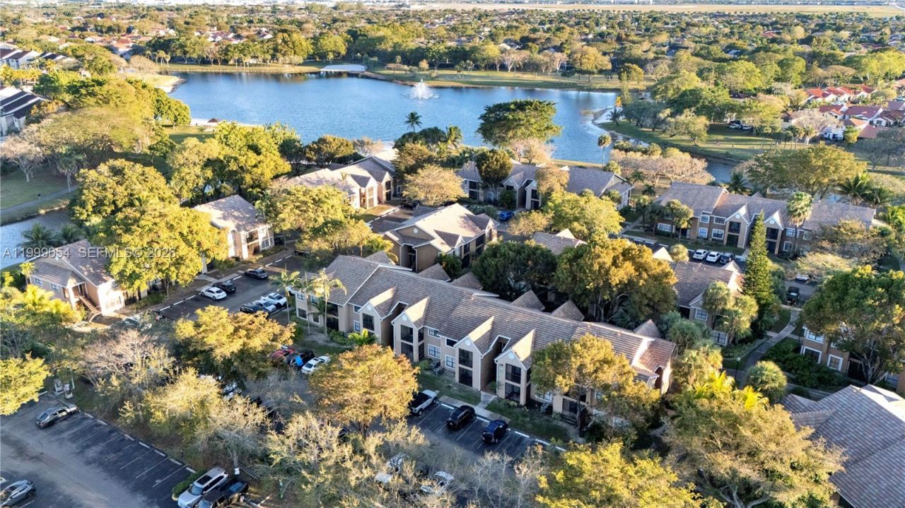 15570 SW 105th Ln, Unit 1717, Miami, FL 33196 Photo