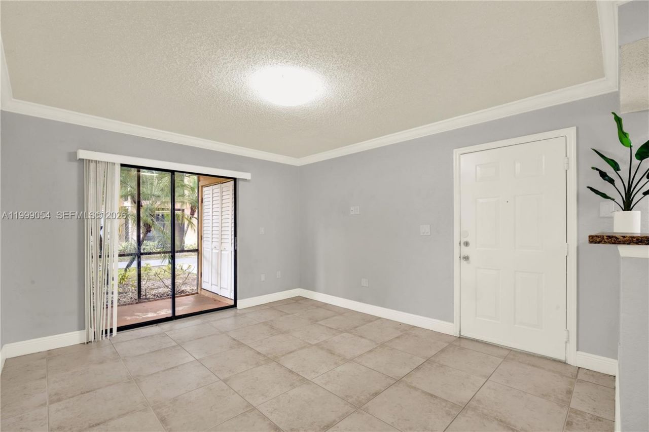 15570 SW 105th Ln, Unit 1717, Miami, FL 33196 Photo