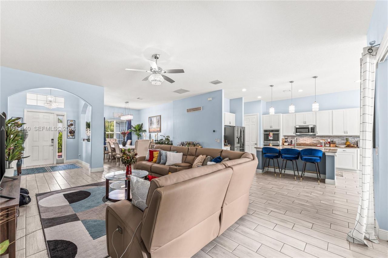 898 SW Curtis St, Port Saint Lucie, FL 34983 Photo