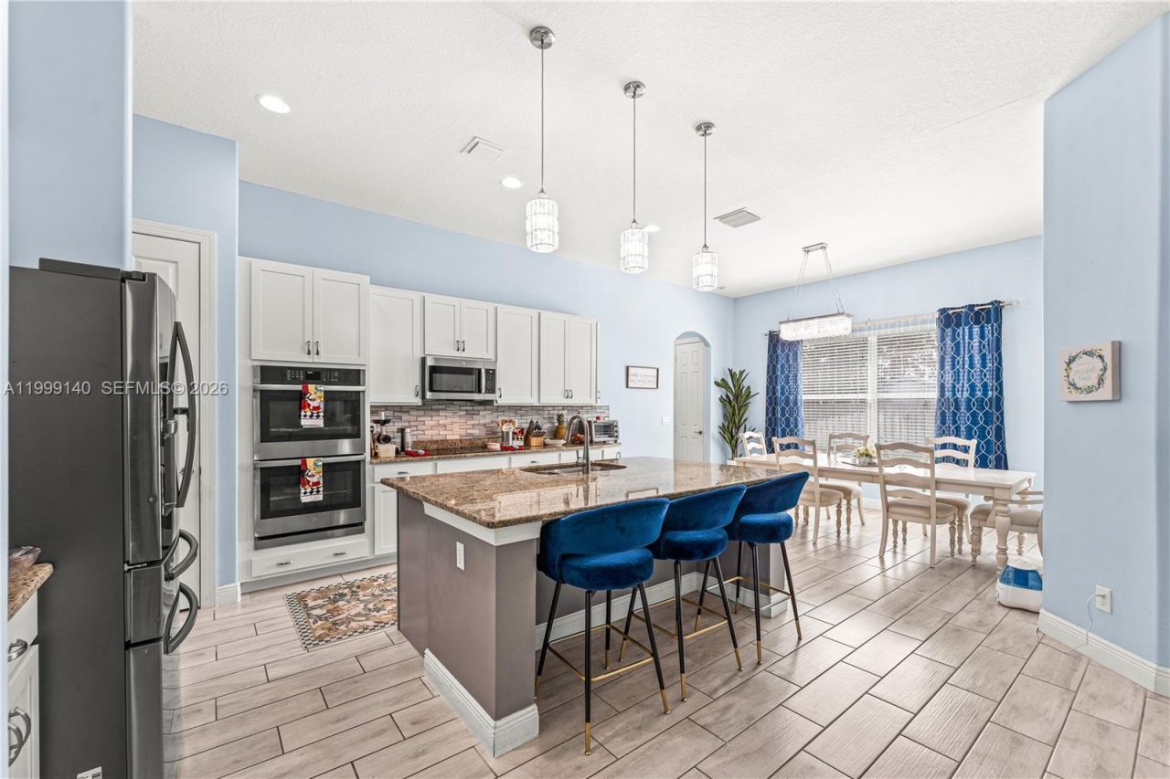 898 SW Curtis St, Port Saint Lucie, FL 34983 Photo