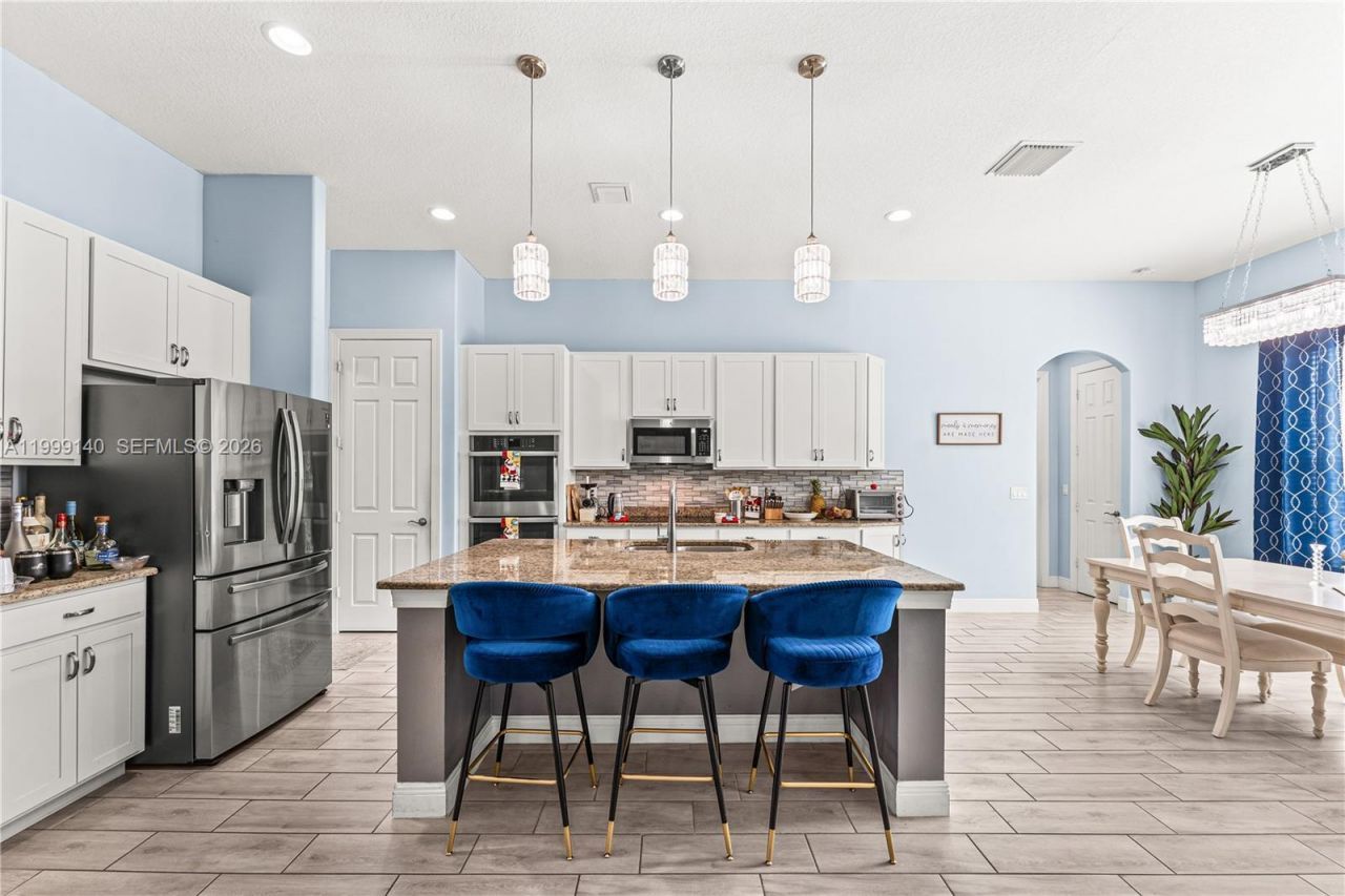 898 SW Curtis St, Port Saint Lucie, FL 34983 Photo