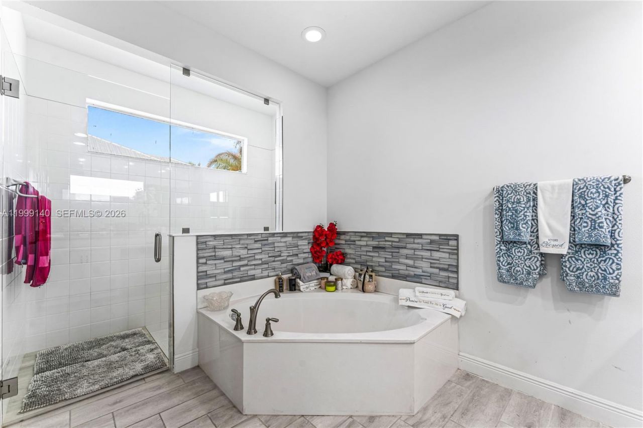 898 SW Curtis St, Port Saint Lucie, FL 34983 Photo