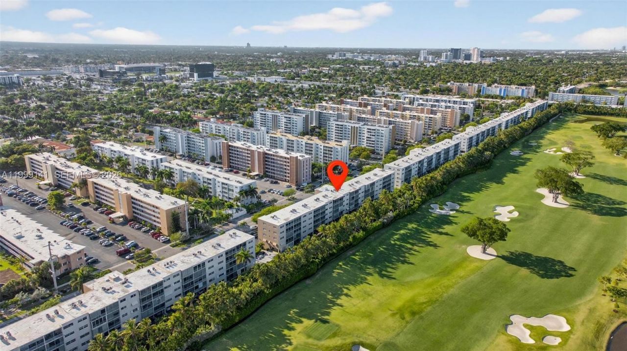 300 NE 14th Ave , Unit 505, Hallandale Beach, FL 33009 Photo