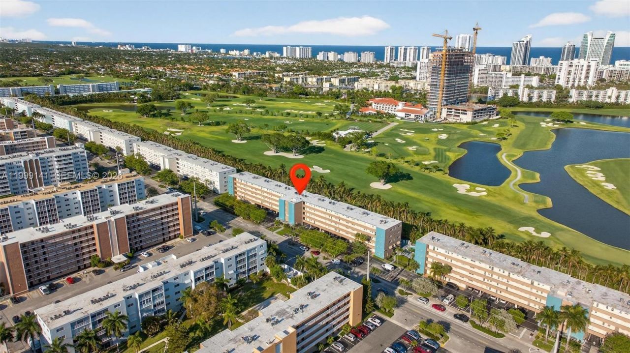 300 NE 14th Ave , Unit 505, Hallandale Beach, FL 33009 Photo