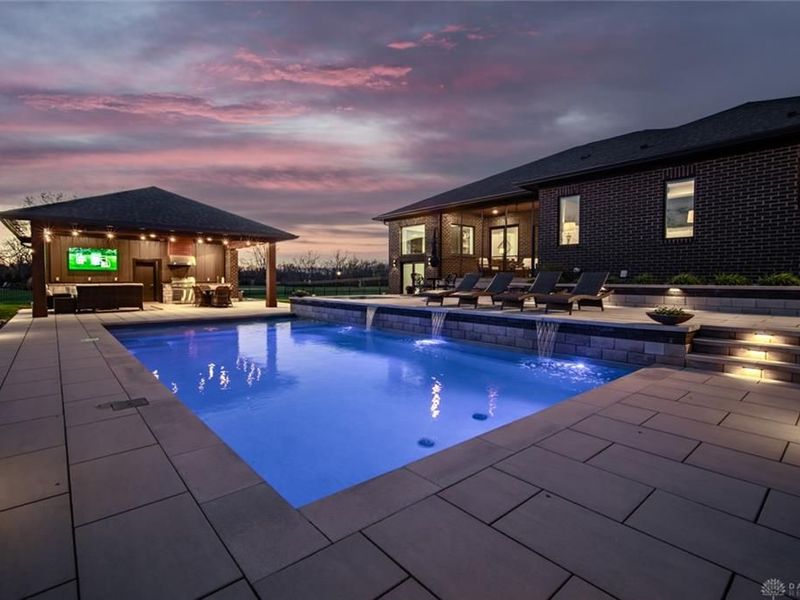 4045 Heritage Crossing, Lebanon, OH 45036 Photo 3