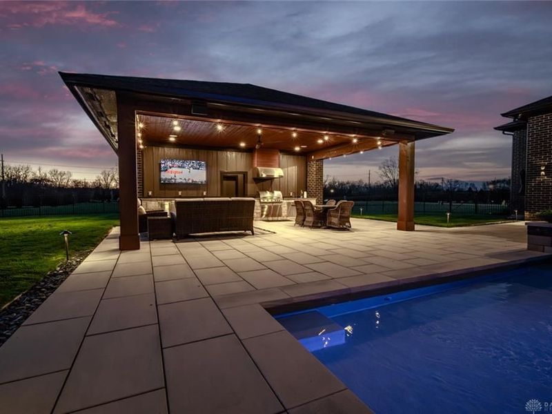 4045 Heritage Crossing, Lebanon, OH 45036 Photo 5