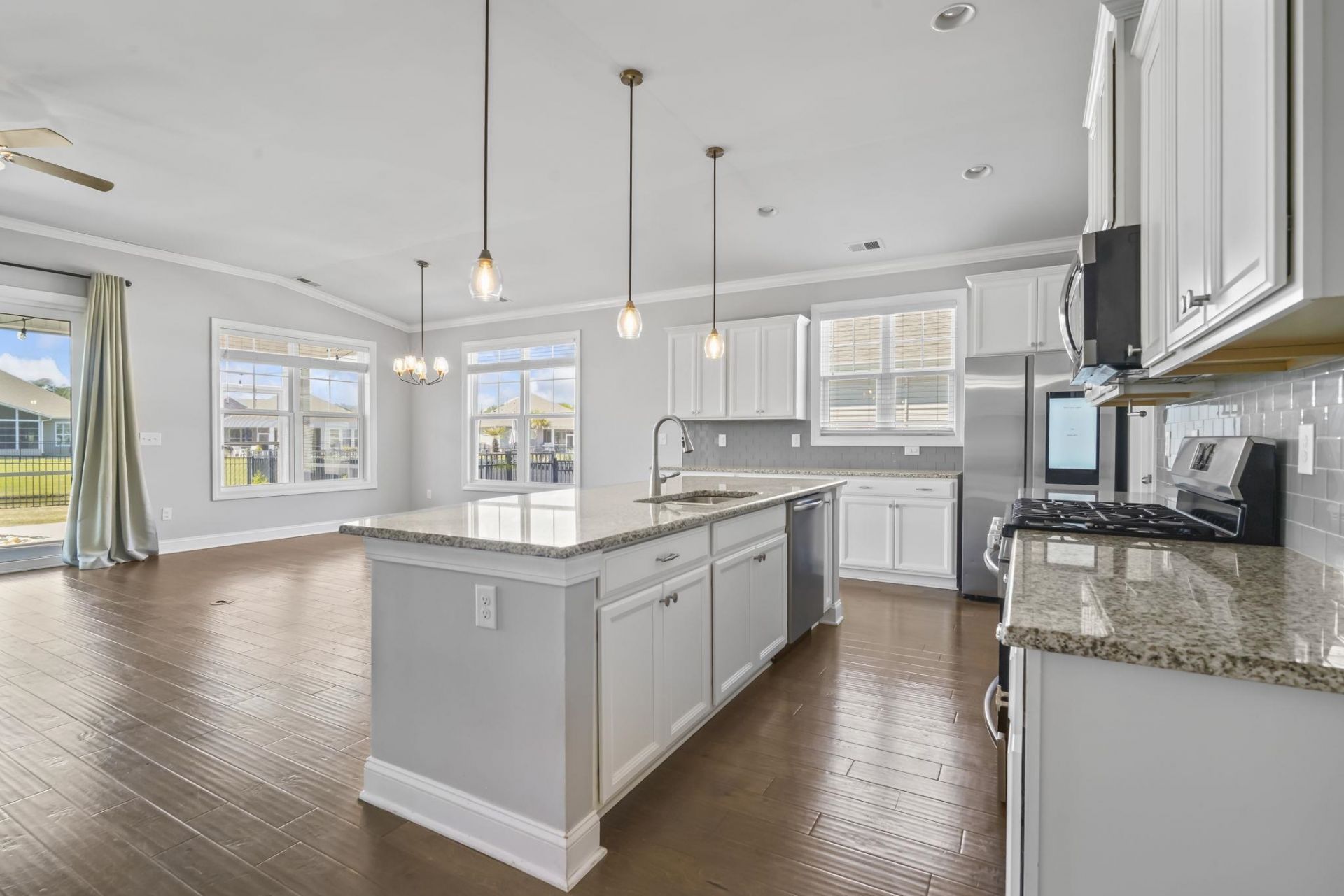 105 Bucky Loop Photo 15