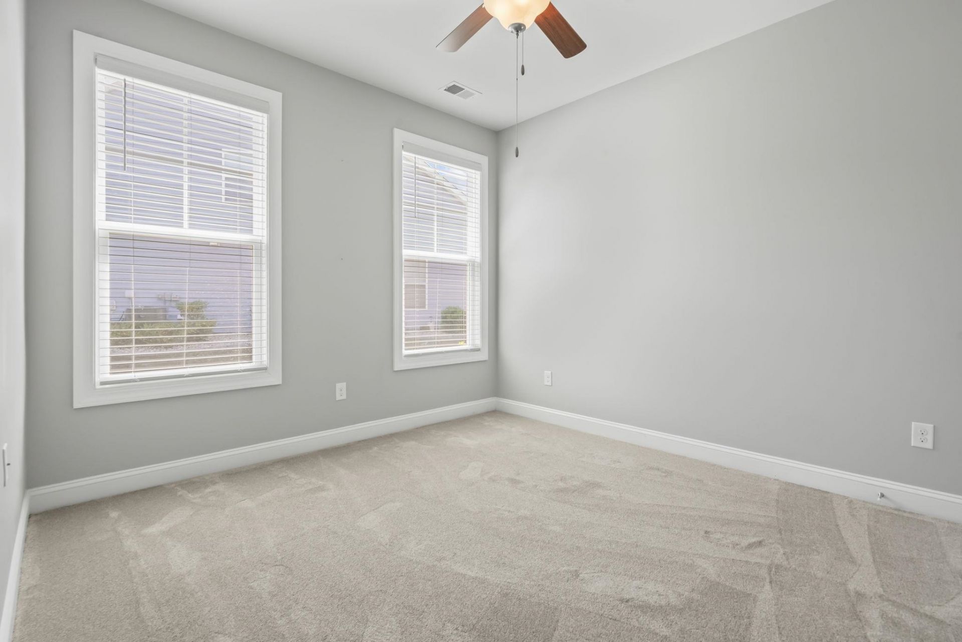 105 Bucky Loop Photo 19