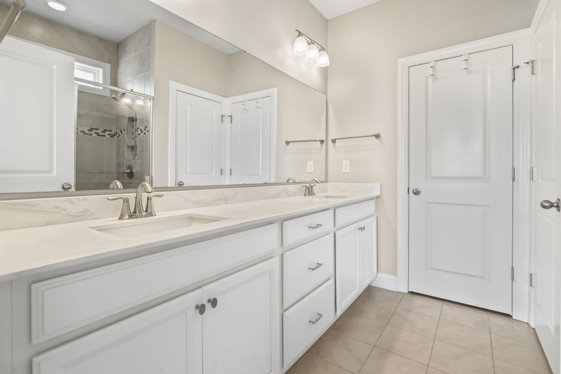 105 Bucky Loop Photo 27