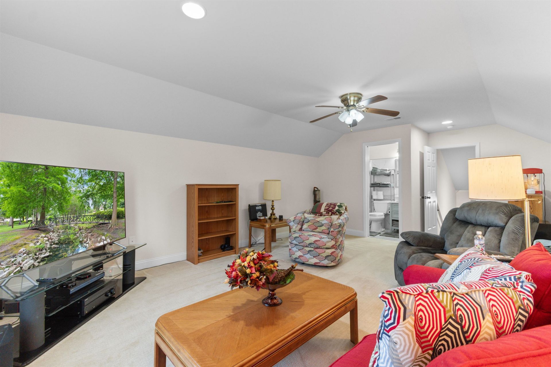 244 Tilly Ct. Photo 32