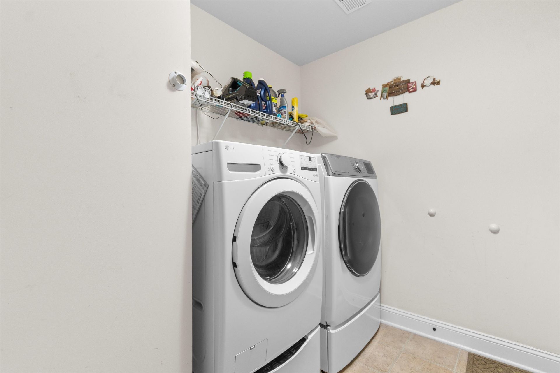 244 Tilly Ct. Photo 34