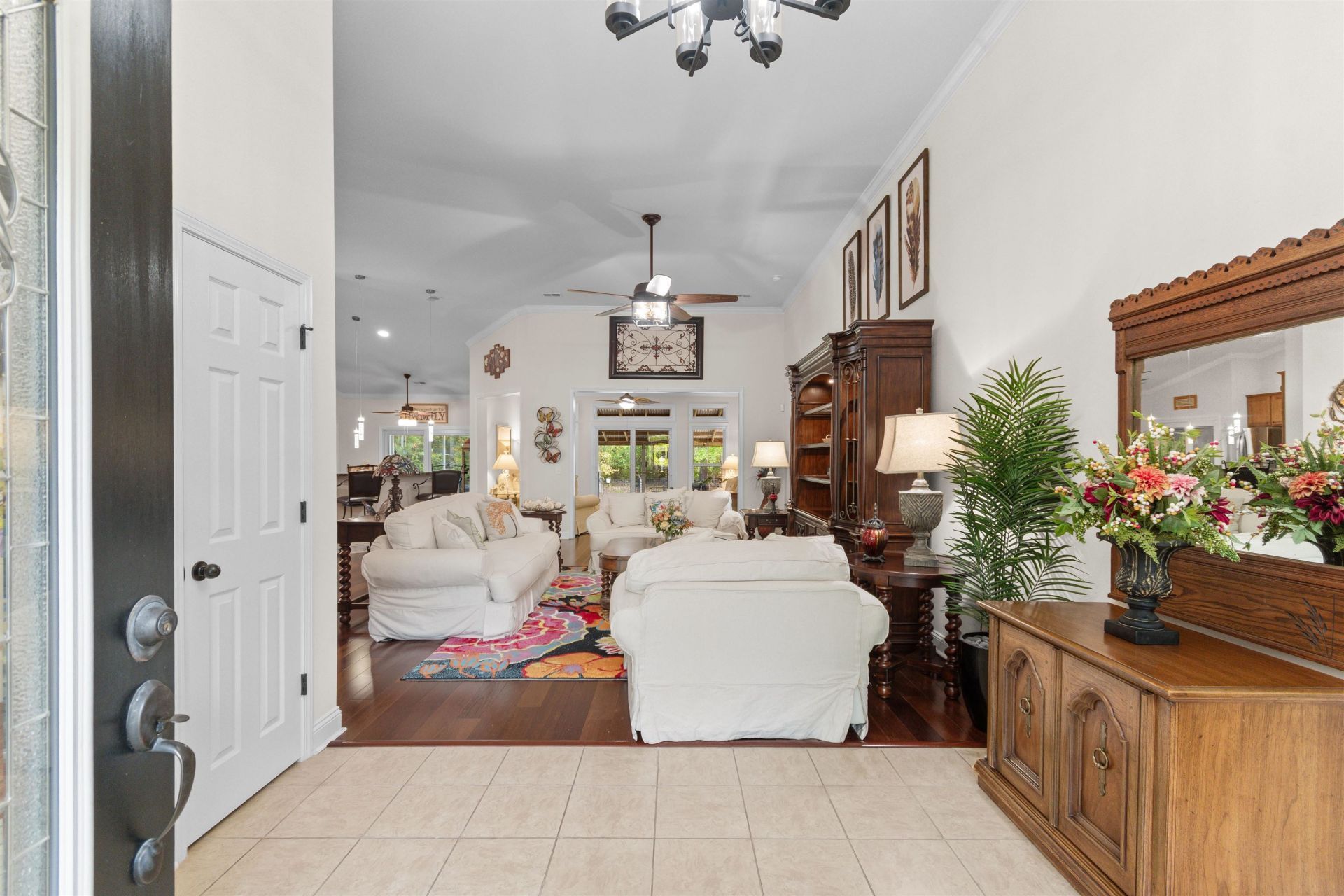 244 Tilly Ct. Photo 4