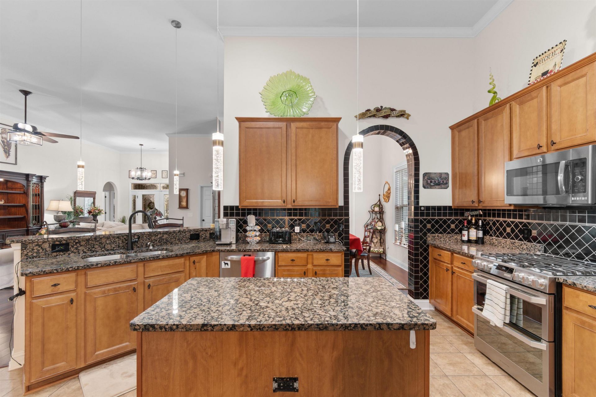 244 Tilly Ct. Photo 9