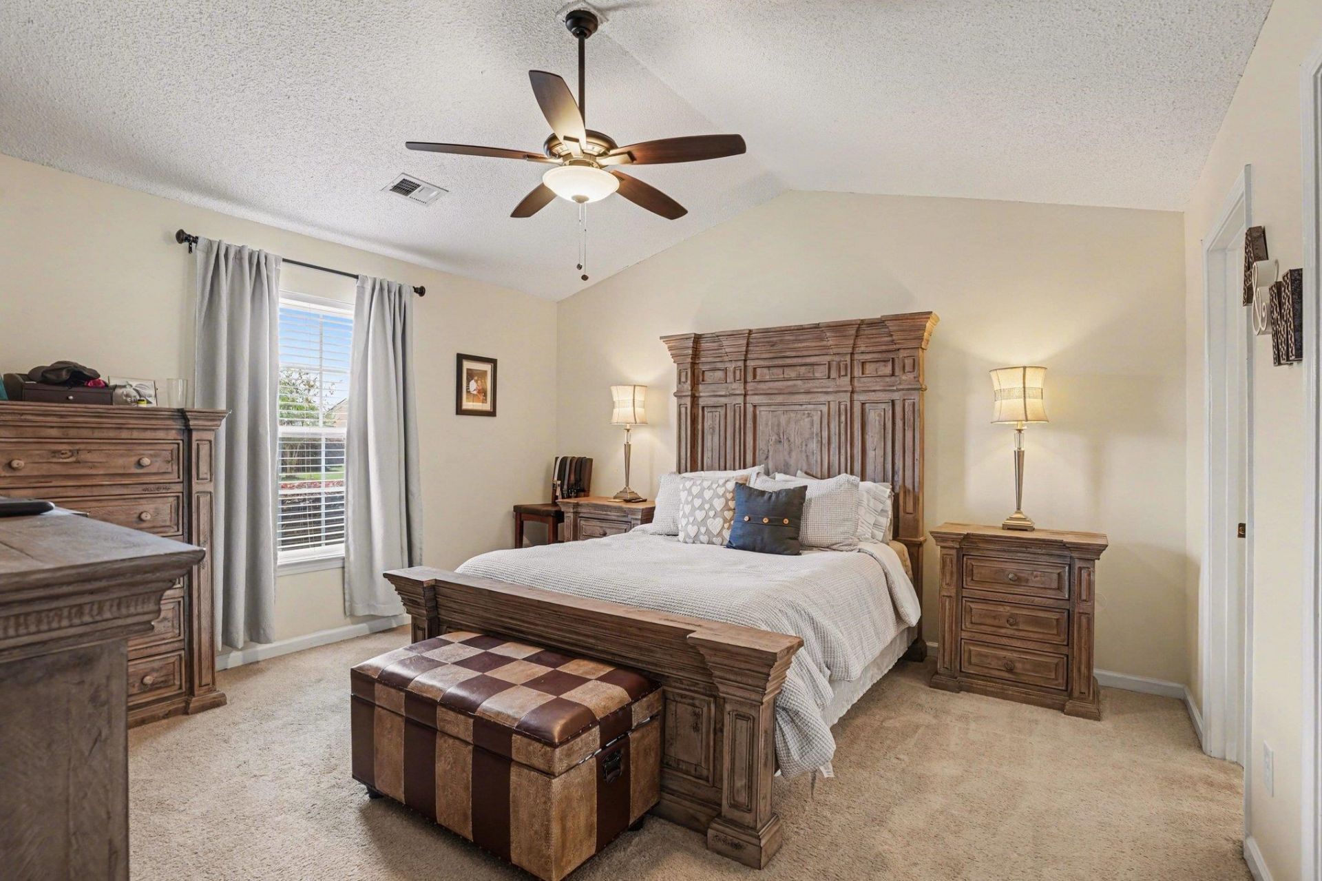 8260 Tartan Ln. Photo 14