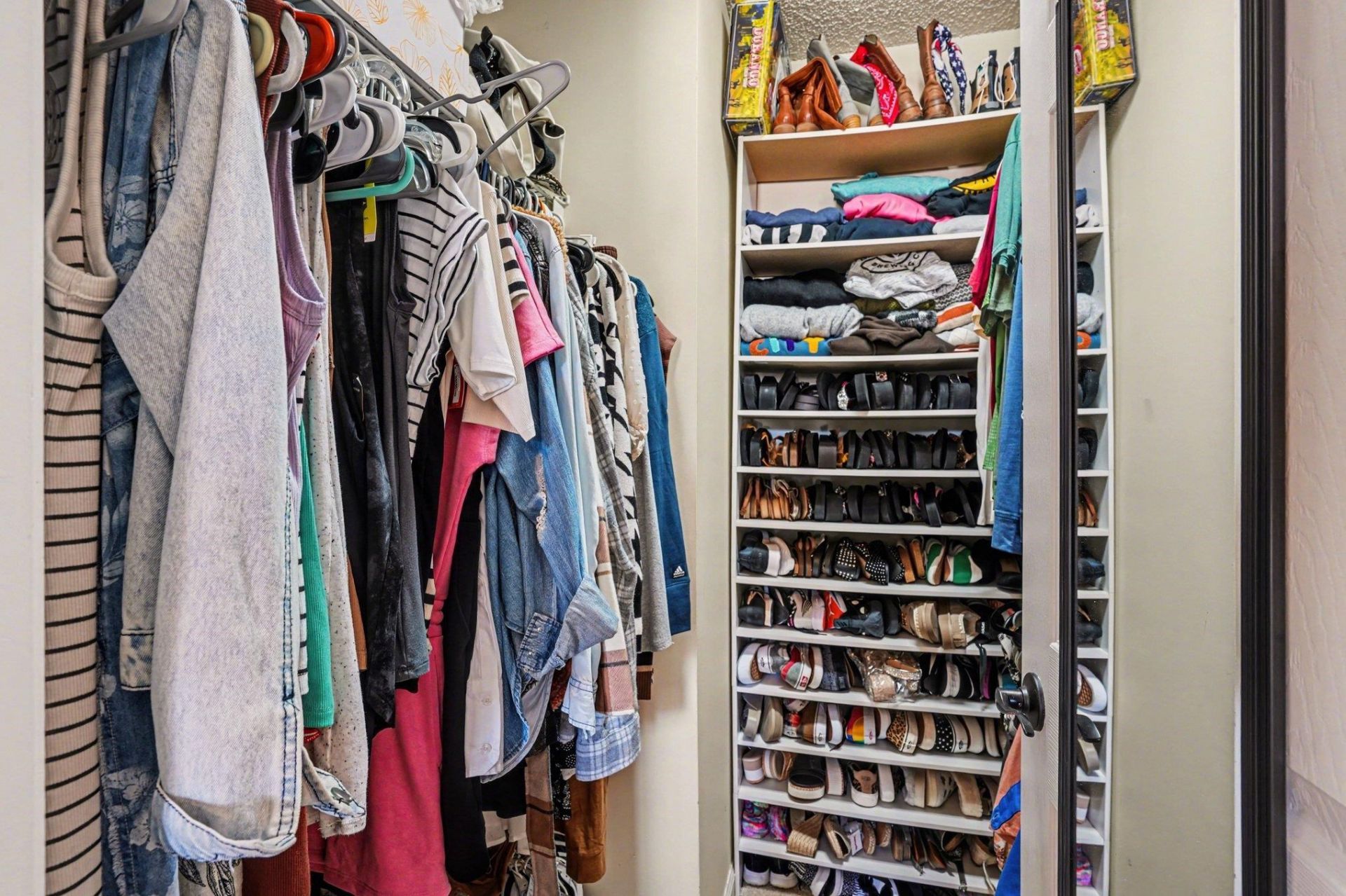 8260 Tartan Ln. Photo 17