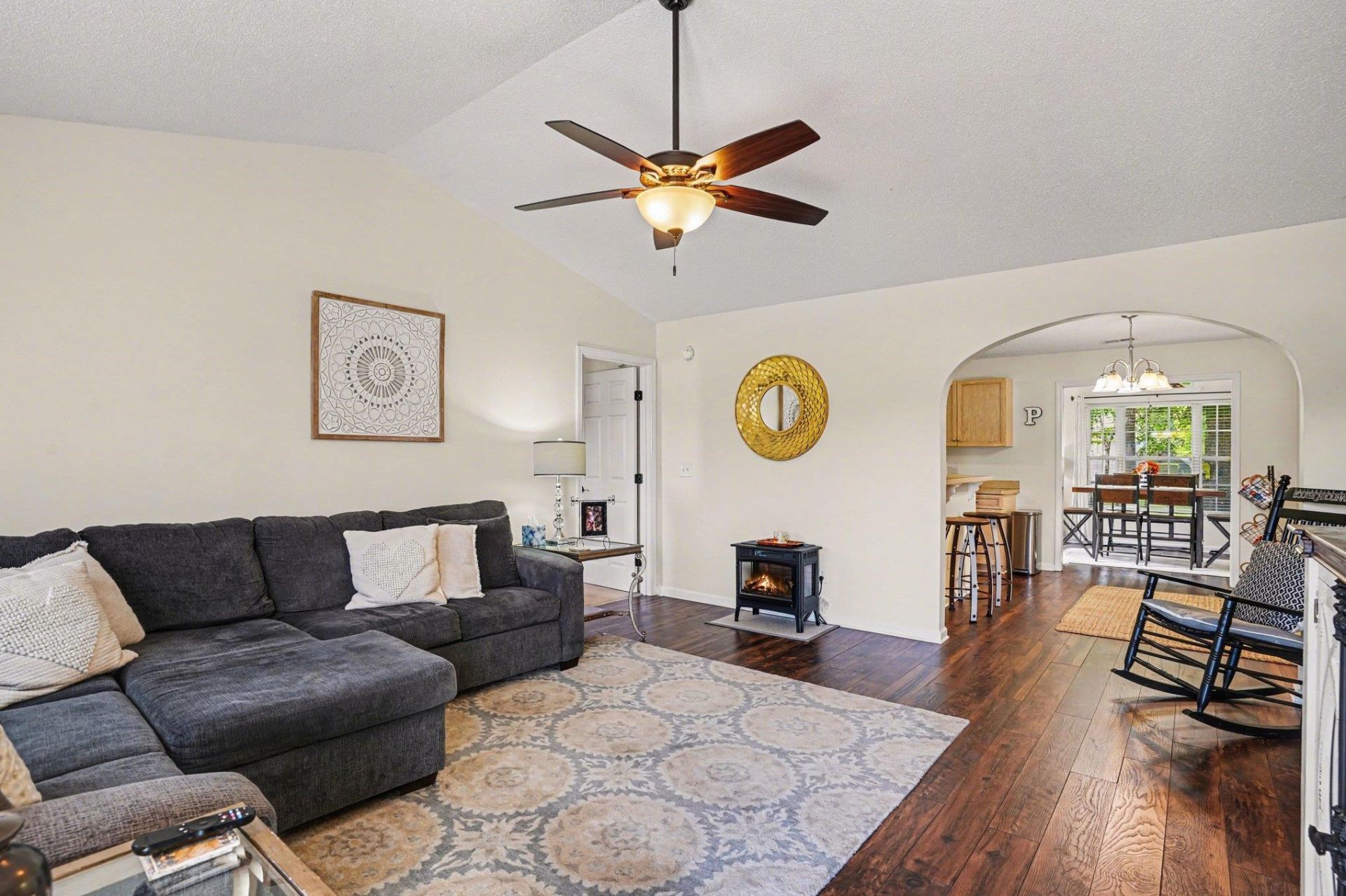 8260 Tartan Ln. Photo 6