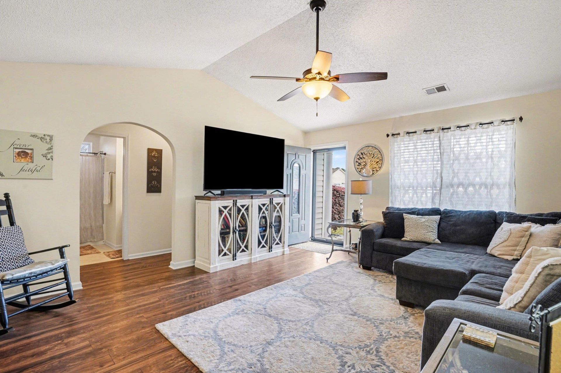 8260 Tartan Ln. Photo 7