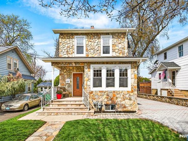 22 Vine Street, NUTLEY, NJ 07110