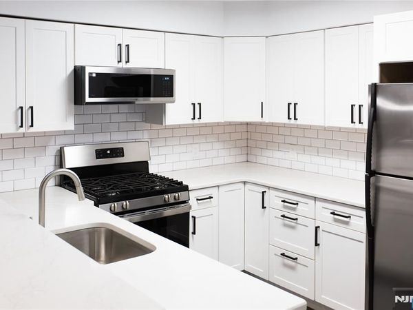 212 Westchester Court 3507, Unit 3507, UNION, NJ 07083