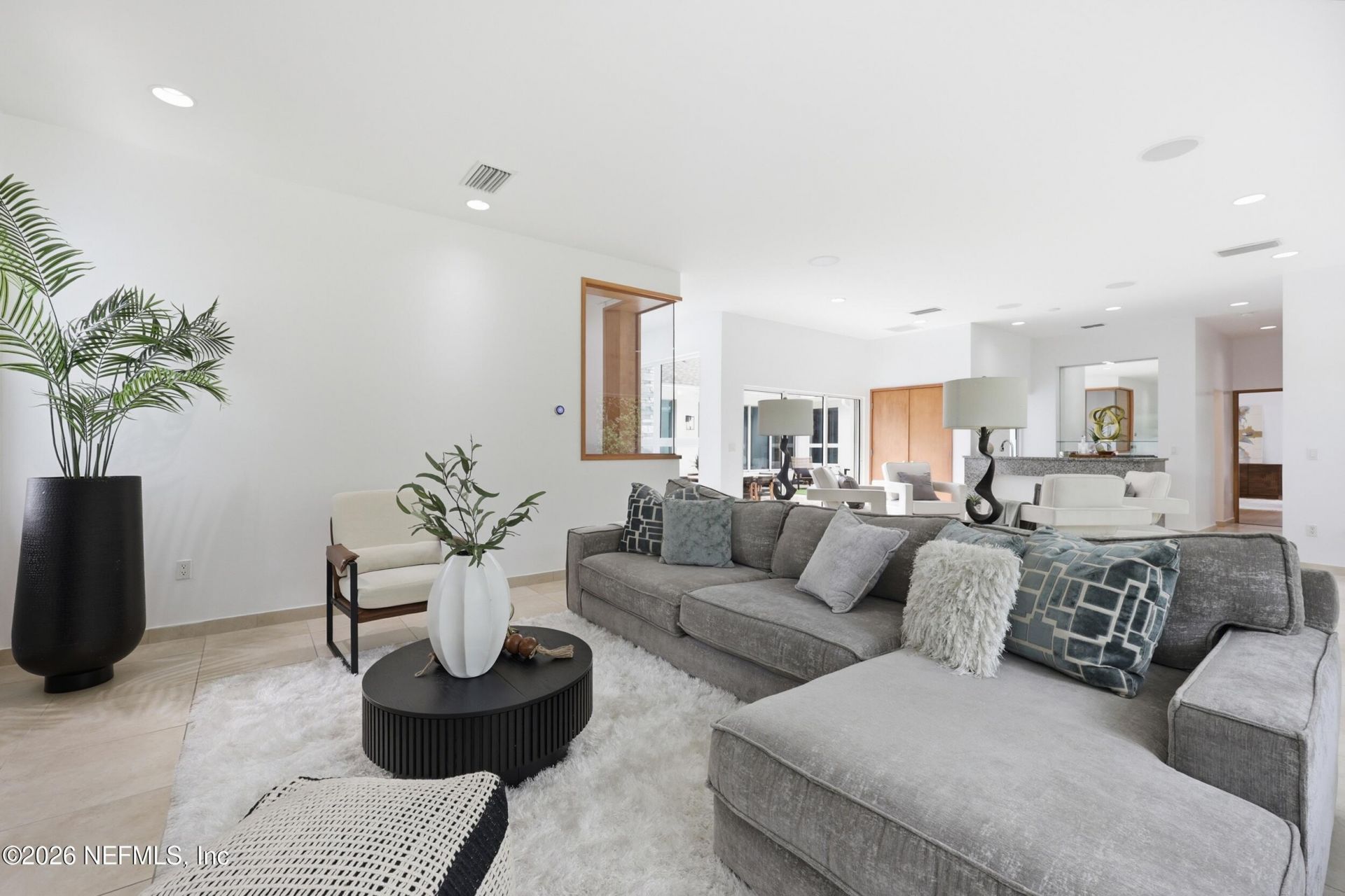 8071 Pine Lake Road, Jacksonville, FL 32256 Photo