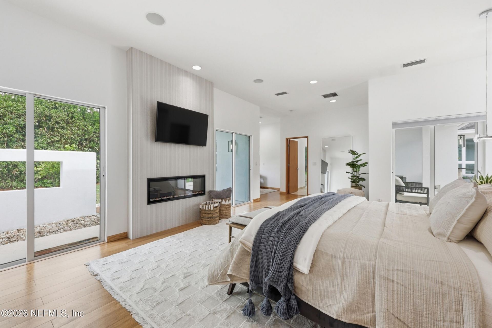 8071 Pine Lake Road, Jacksonville, FL 32256 Photo