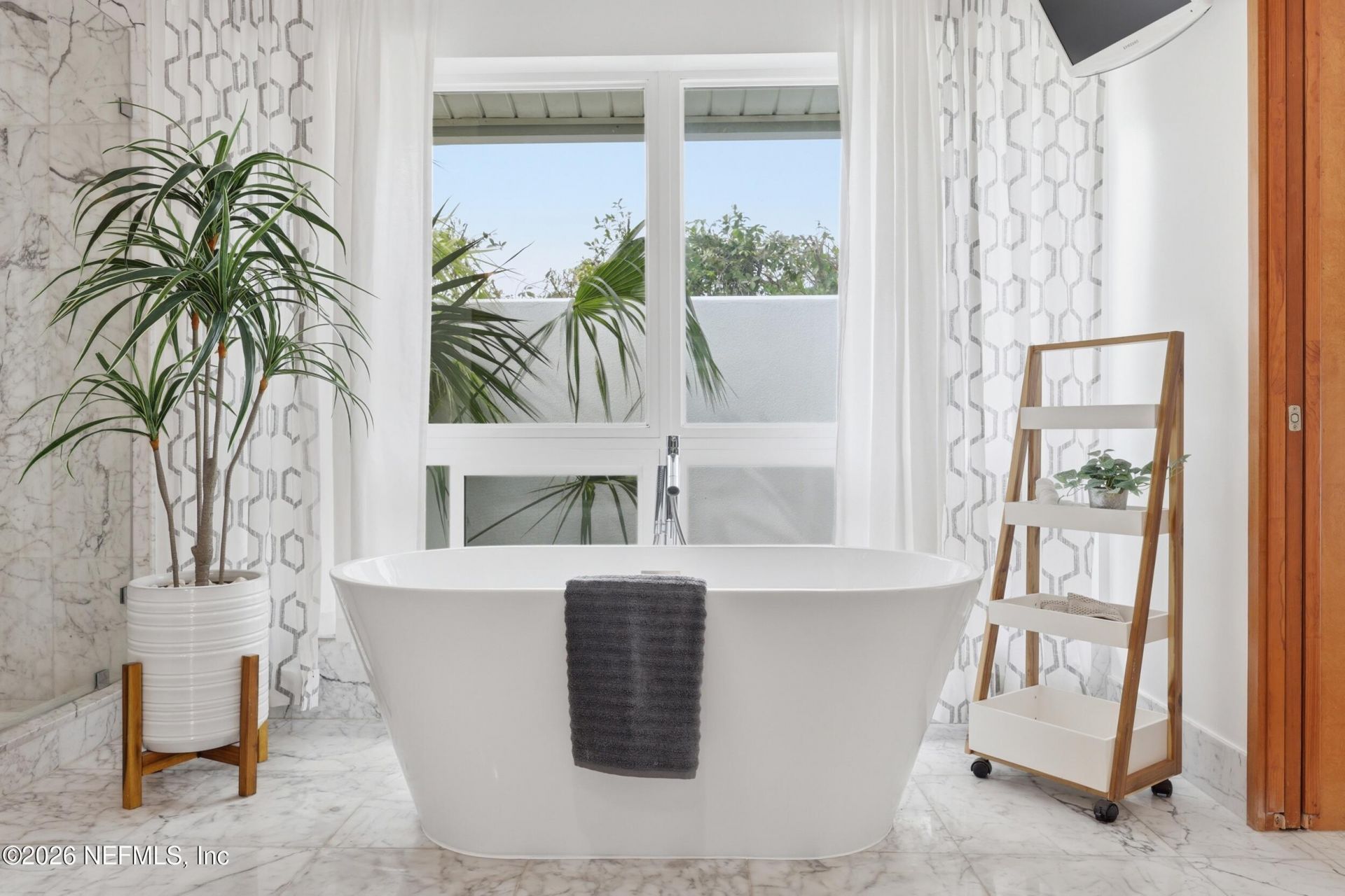 8071 Pine Lake Road, Jacksonville, FL 32256 Photo